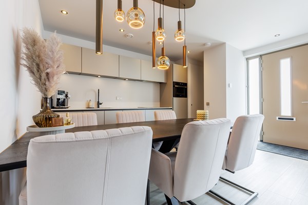 Medium property photo - Prins Bernhardstraat 1D, 3262 SM Oud-Beijerland